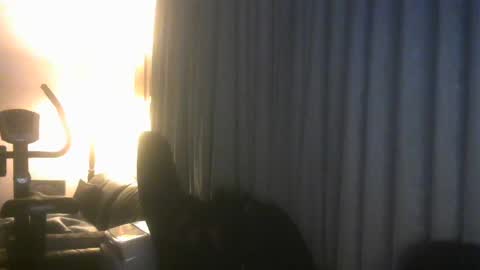 Snapshot of skaliwag chatting on 12-16-24, 02:57 skaliwag online show from 12-16-24, 02:57