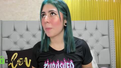 Skarlet online show from 11-20-25, 05:56