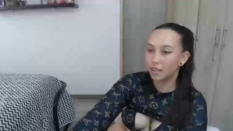 Alice online show from 12-23-24, 05:43