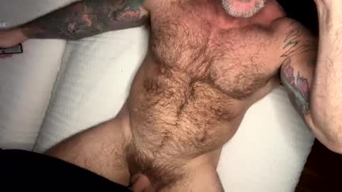 Snapshot of skimaskedbeef chatting on 02-26-25, 06:00 BEEF online show from 02-26-25, 06:00