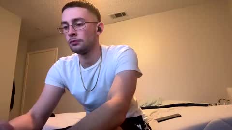 Snapshot of skinndick214 chatting on 09-12-25, 11:59 daddy online show from 09-12-25, 11:59