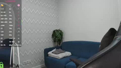 Alice GMT 2 Mon Tues Thur Fri Sun  0300am-0900am  online show from 10-26-25, 01:22