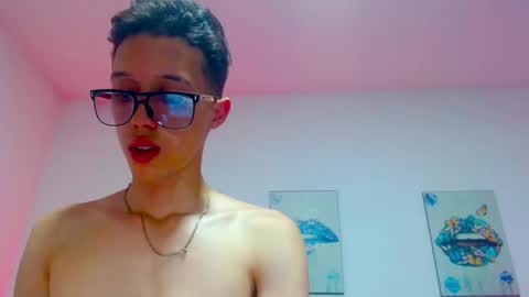 Snapshot of skinny_bigcock20 chatting on 03-04-25, 08:27 skinny_bigcock20 online show from 03-04-25, 08:27