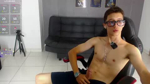 skinny_bigcock20 online show from 07-21-26, 10:56