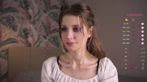 Snapshot of skinny_eve chatting on 03-10-25, 12:18 Emily online show from 03-10-25, 12:18