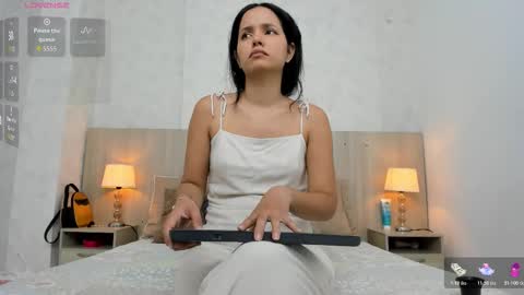 Isabela online show from 11-25-25, 11:32