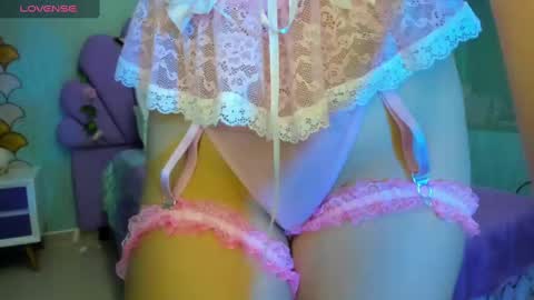 Snapshot of skinny_linda chatting on 01-25-25, 10:19   online show from 01-25-25, 10:19