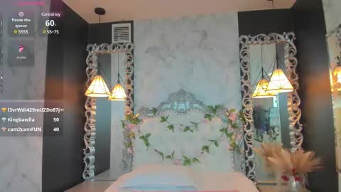 Snapshot of skinny_linda chatting on 02-13-25, 01:15   online show from 02-13-25, 01:15