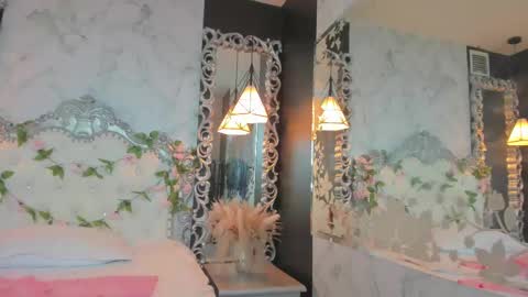 Snapshot of skinny_linda chatting on 02-15-25, 04:23   online show from 02-15-25, 04:23