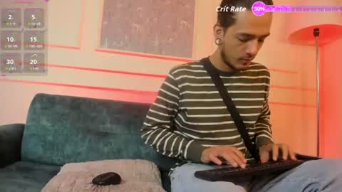Snapshot of skinny_mac_ chatting on 06-16-26, 01:03 Mac online show from 06-16-26, 01:03