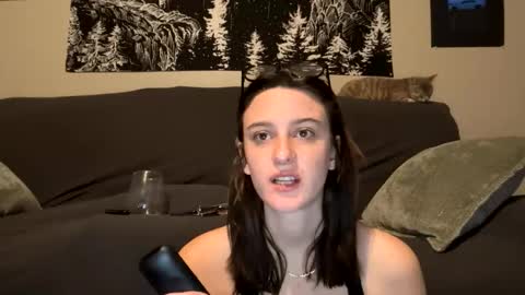 Snapshot of skinnyangel21 chatting on 03-06-26, 04:53 skinnyangel21 online show from 03-06-26, 04:53