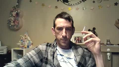 Snapshot of skinnybigcock2 chatting on 04-07-26, 03:40 SkinnyBigCock2 online show from 04-07-26, 03:40