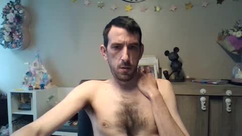 Snapshot of skinnybigcock2 chatting on 04-10-26, 08:19 SkinnyBigCock2 online show from 04-10-26, 08:19
