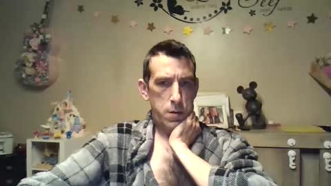 Snapshot of skinnybigcock2 chatting on 04-12-26, 03:22 SkinnyBigCock2 online show from 04-12-26, 03:22