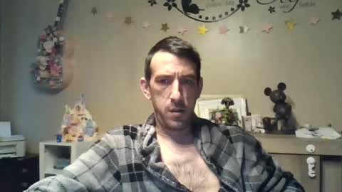 Snapshot of skinnybigcock2 chatting on 05-03-26, 04:29 SkinnyBigCock2 online show from 05-03-26, 04:29