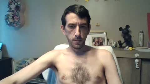Snapshot of skinnybigcock2 chatting on 06-14-26, 04:36 SkinnyBigCock2 online show from 06-14-26, 04:36