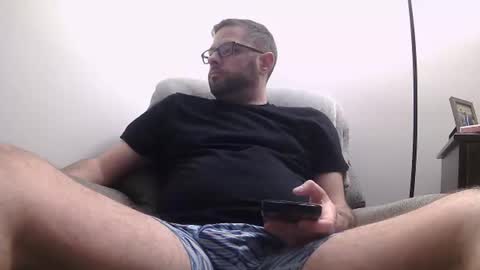 Snapshot of skinnydadbod chatting on 03-26-26, 11:32 B online show from 03-26-26, 11:32