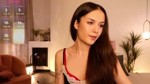 Snapshot of skinnyellie chatting on 07-16-26, 08:59 Ellie online show from 07-16-26, 08:59