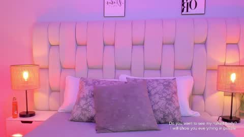 Foxy online show from 04-02-26, 07:33