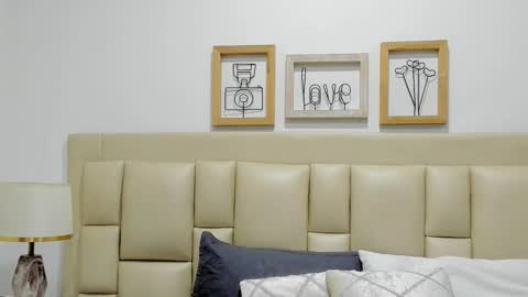 SkinnyGirl online show from 12-17-25, 07:09