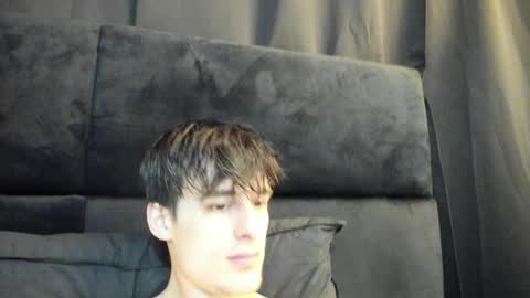 Snapshot of skinnyguywithbigd chatting on 03-09-25, 12:00 skinnyguywithbigd online show from 03-09-25, 12:00