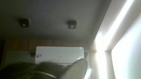 Snapshot of skinnykittencam chatting on 05-19-26, 02:23 skinnykittencam online show from 05-19-26, 02:23