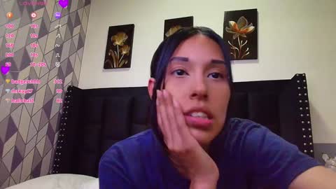 Snapshot of skinnyneighbour_ chatting on 01-18-25, 06:13 Karla online show from 01-18-25, 06:13