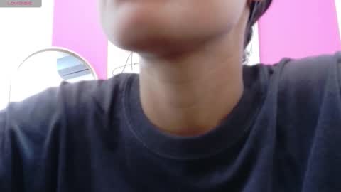 Snapshot of skinnyneighbour_ chatting on 09-23-25, 02:58 Karla online show from 09-23-25, 02:58