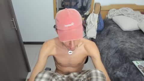 skinnypipe15 online show from 11-07-25, 07:08