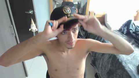 skinnypipe15 online show from 11-10-25, 05:23