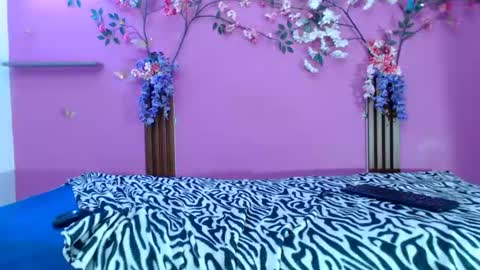 Snapshot of skinnysofia18 chatting on 06-11-26, 01:38 sofia online show from 06-11-26, 01:38