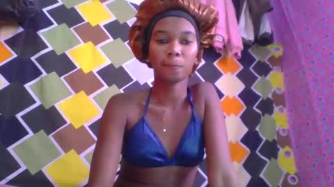 skinygirl2 online show from 06-09-26, 07:31