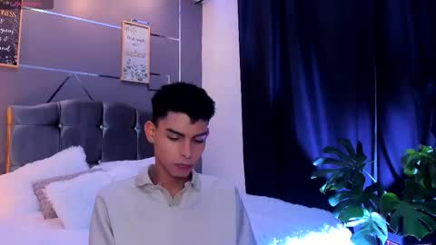 Daniel online show from 11-04-25, 03:16