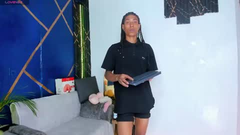 Snapshot of sky_walkerss chatting on 07-04-26, 06:47 sky_walkerss online show from 07-04-26, 06:47