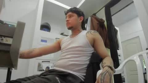sky_wild online show from 07-04-26, 02:51