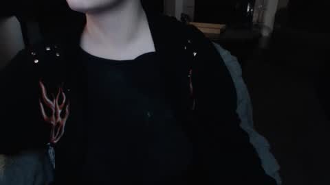 SKYLE   online show from 12-19-25, 10:44