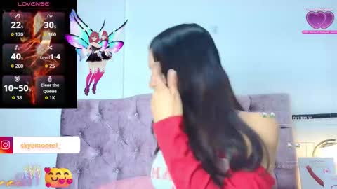 skye moore online show from 11-05-25, 07:36