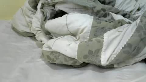 skylar2544 online show from 11-22-25, 06:34