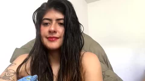 Snapshot of skyler1195 chatting on 05-01-26, 04:55 Skyler online show from 05-01-26, 04:55