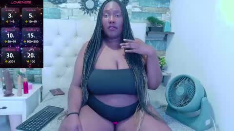 Snapshot of skyler_naomi chatting on 04-13-26, 04:12 skyler_naomi online show from 04-13-26, 04:12