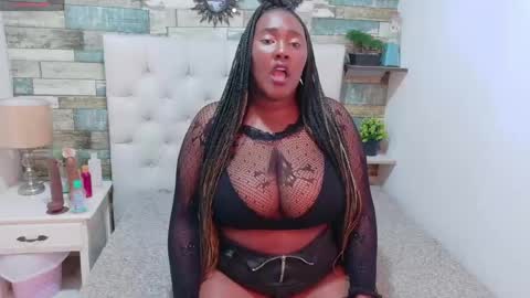 Snapshot of skyler_naomi chatting on 04-15-26, 02:46 skyler_naomi online show from 04-15-26, 02:46