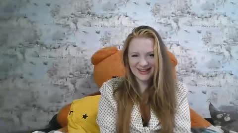 Skyler online show from 09-23-25, 01:03