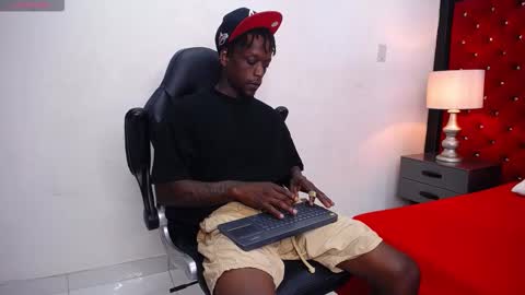 SKYLERBIGXXX online show from 09-26-25, 04:38