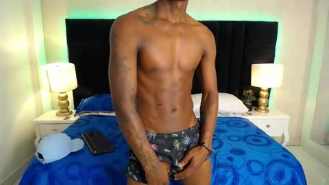 SKYLERBIGXXX online show from 05-19-26, 04:08