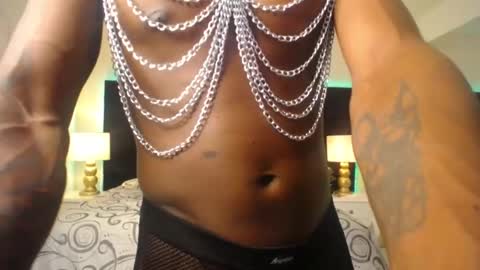 SKYLERBIGXXX online show from 05-22-26, 05:03