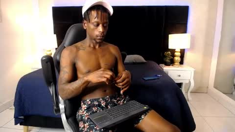 SKYLERBIGXXX online show from 05-23-26, 05:01