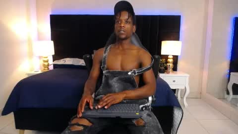 SKYLERBIGXXX online show from 05-31-26, 04:09
