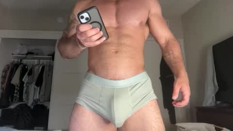 Skyler Flexes online show from 05-11-26, 12:05