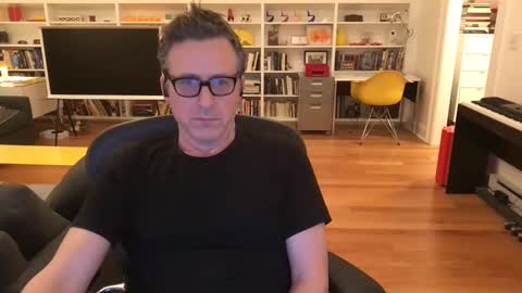 Snapshot of skyline3371 chatting on 01-19-25, 08:07 Skyline3371 online show from 01-19-25, 08:07