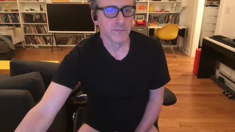 Snapshot of skyline3371 chatting on 02-17-25, 05:25 Skyline3371 online show from 02-17-25, 05:25